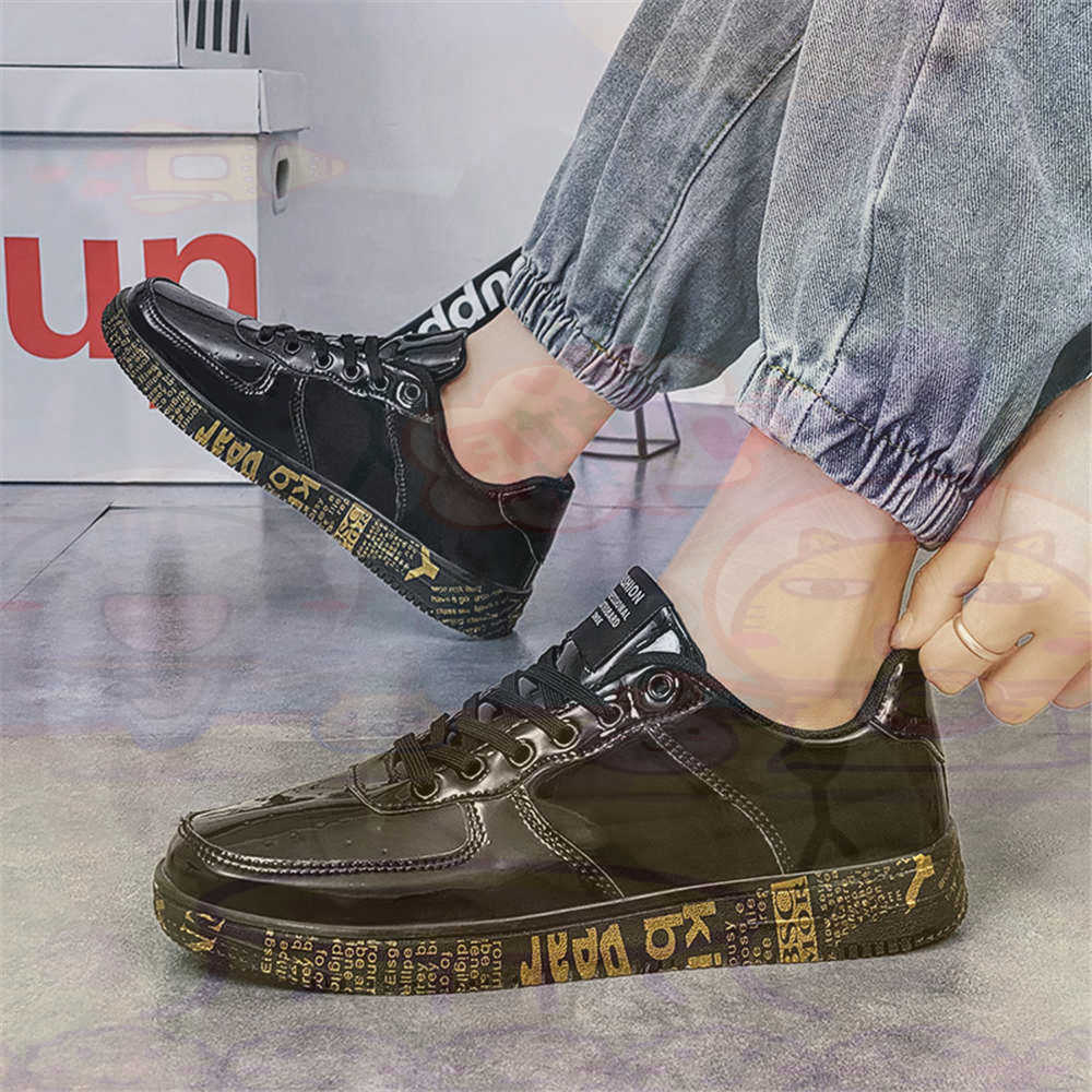 Round Foot Size 45 Sneakers Wh - огляд і ціна Home Gym Second